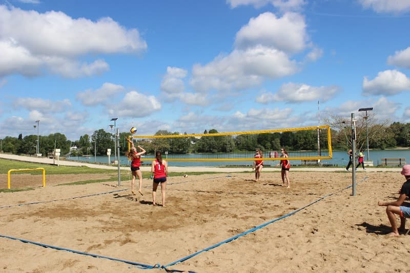 ile-charlemagne-beach-volley-baudu
