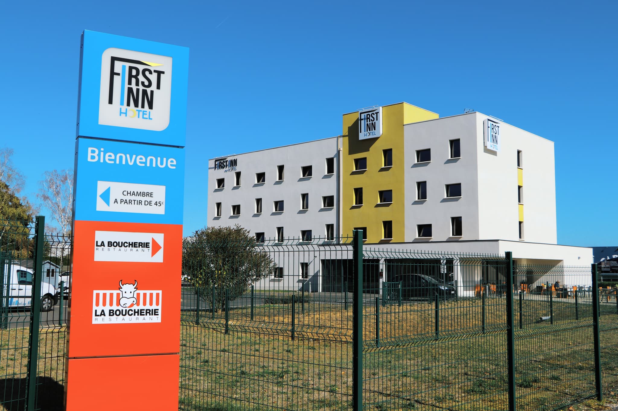 First Inn exterieur