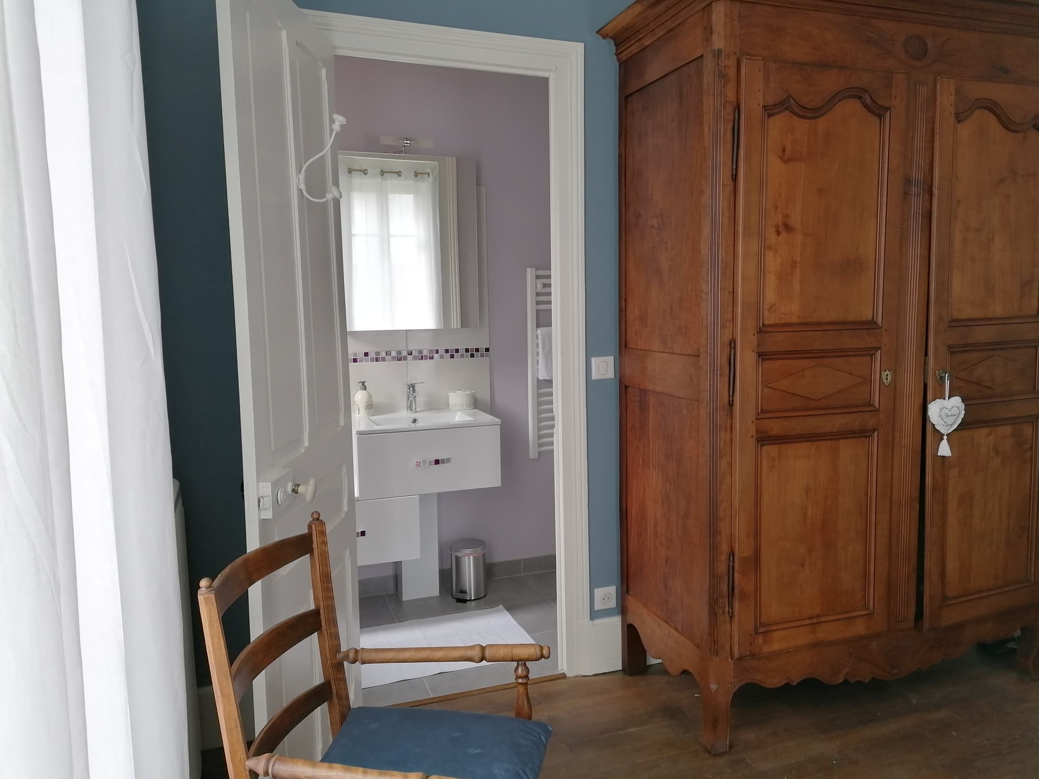 lorris chbr suite armoire