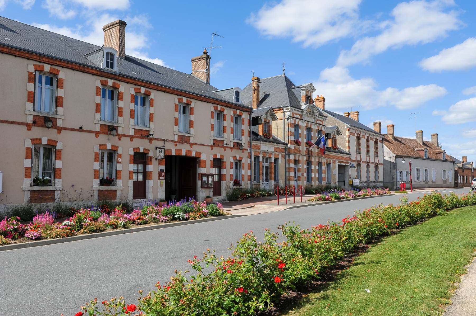 patrimoine-jouy-le-potier-mairie
