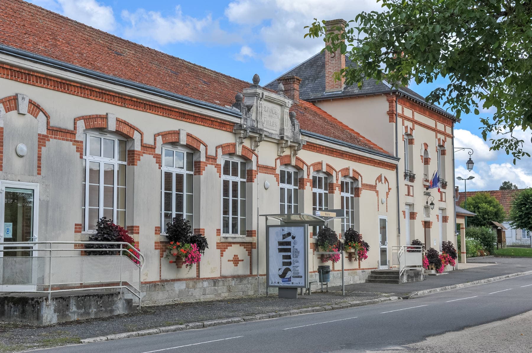 patrimoine-sennely-mairie