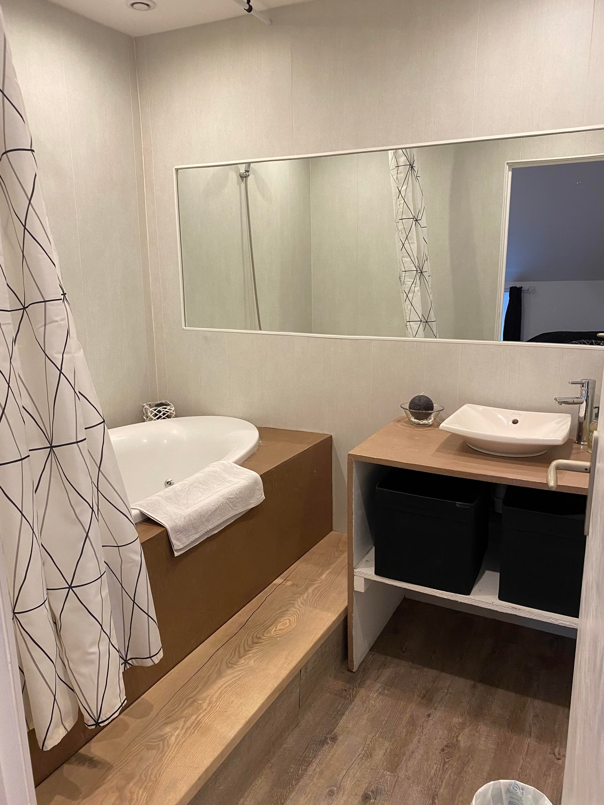salle de bain chambre 1