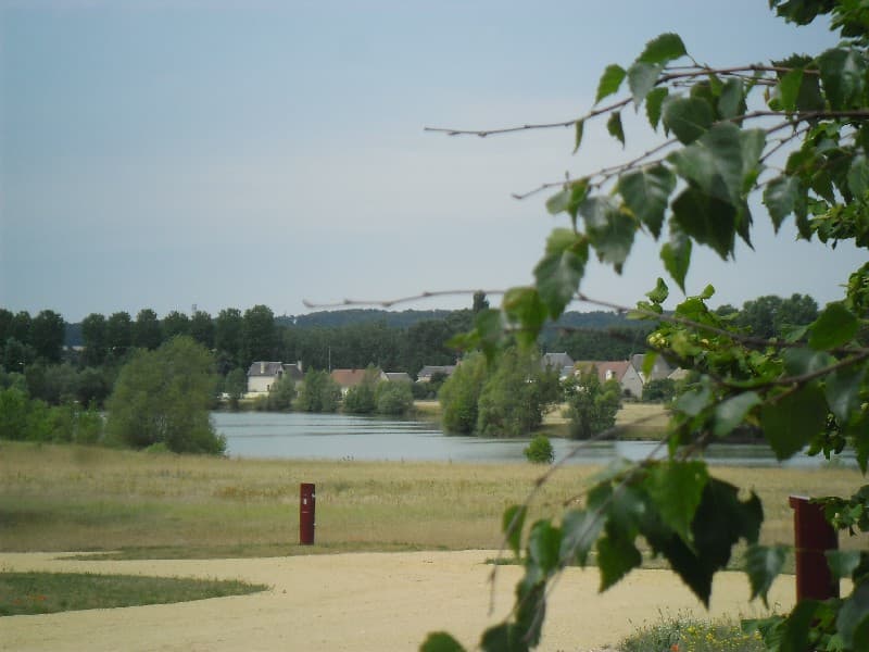 Aire de services du plan d'eau de Longueville