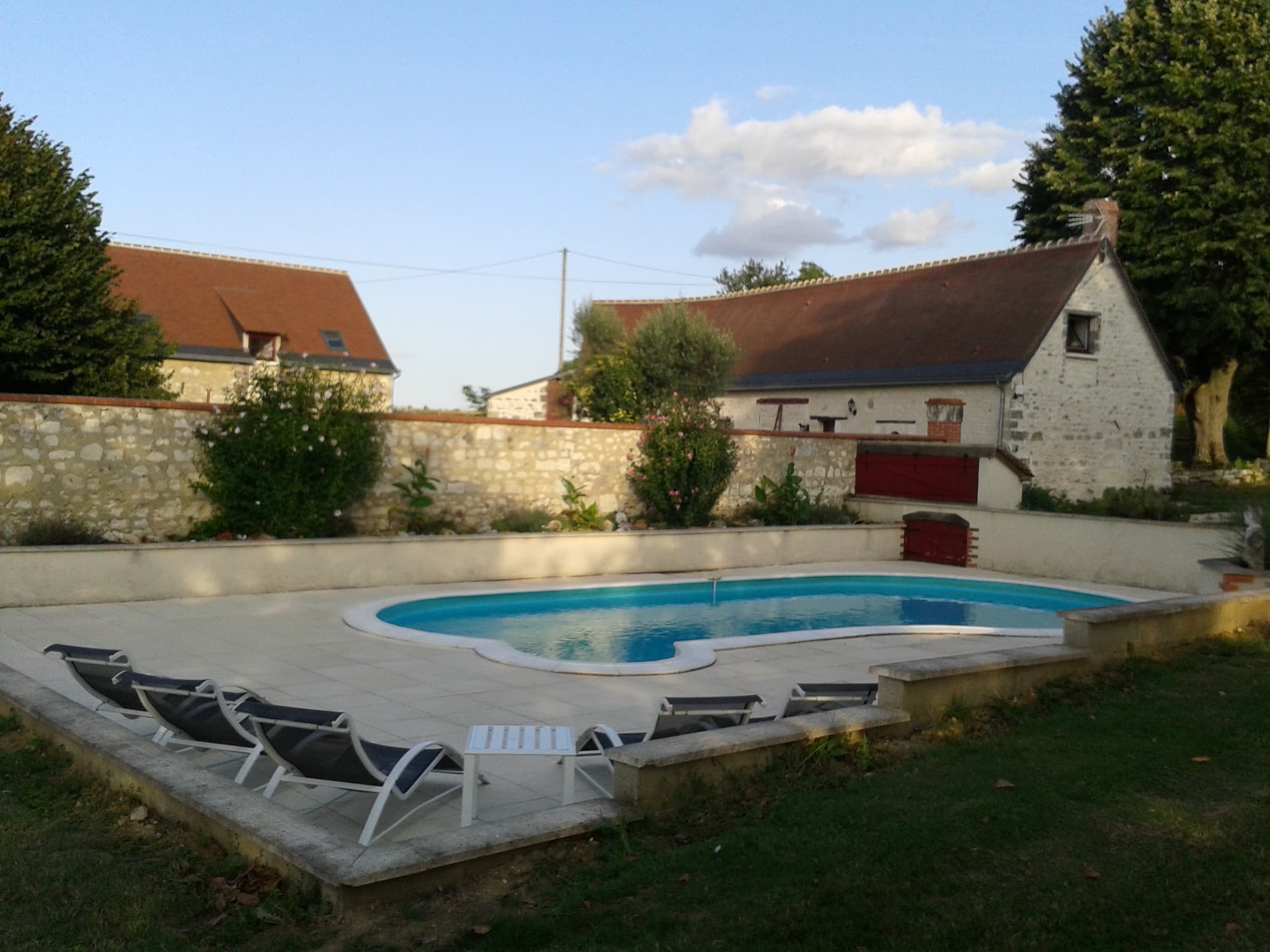 piscine-leBasNoizay-loches-valdeloire