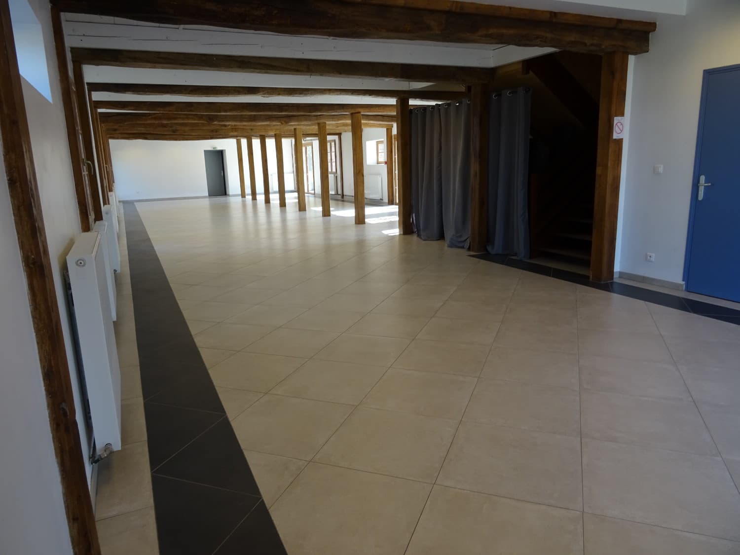 salle 170m²