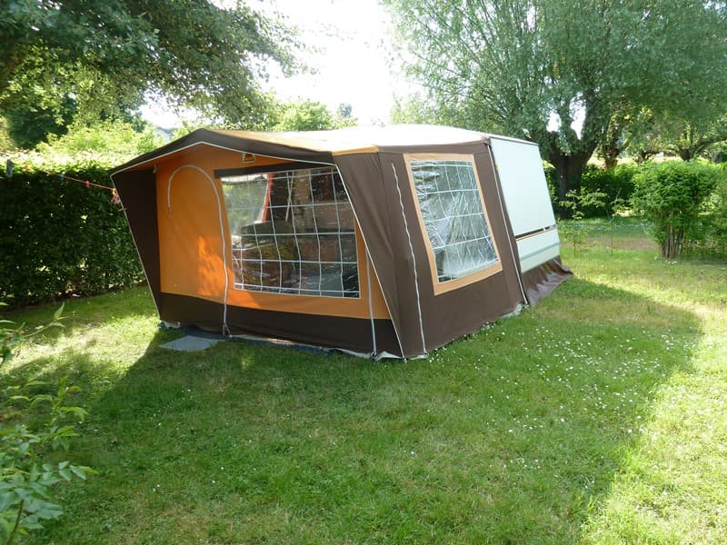 Beaulieu sur Loire - camping- tente
