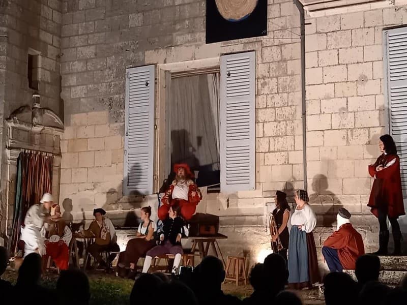 theatre-chateaudelaguerche-valdeloire
