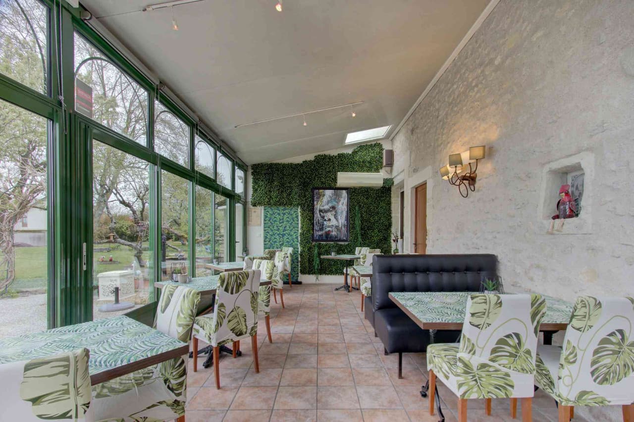 veranda