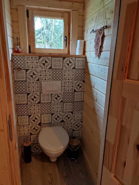 wc chalet l'eden