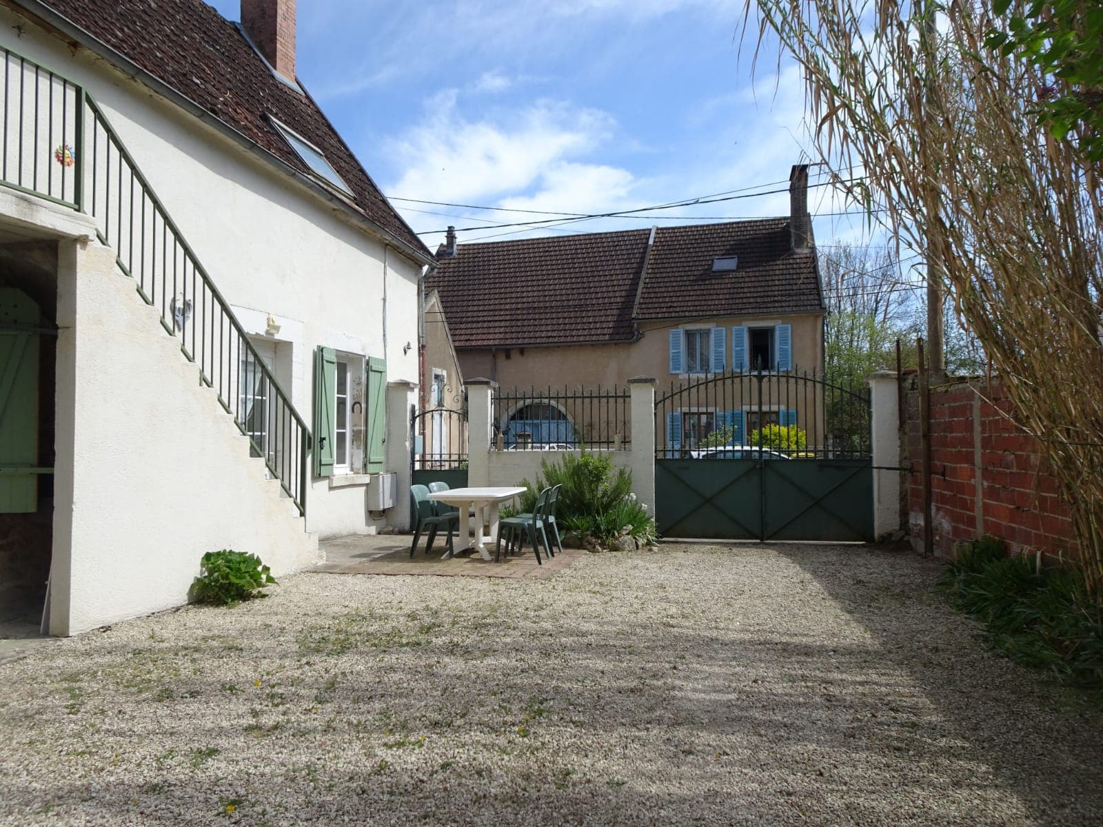 Cour