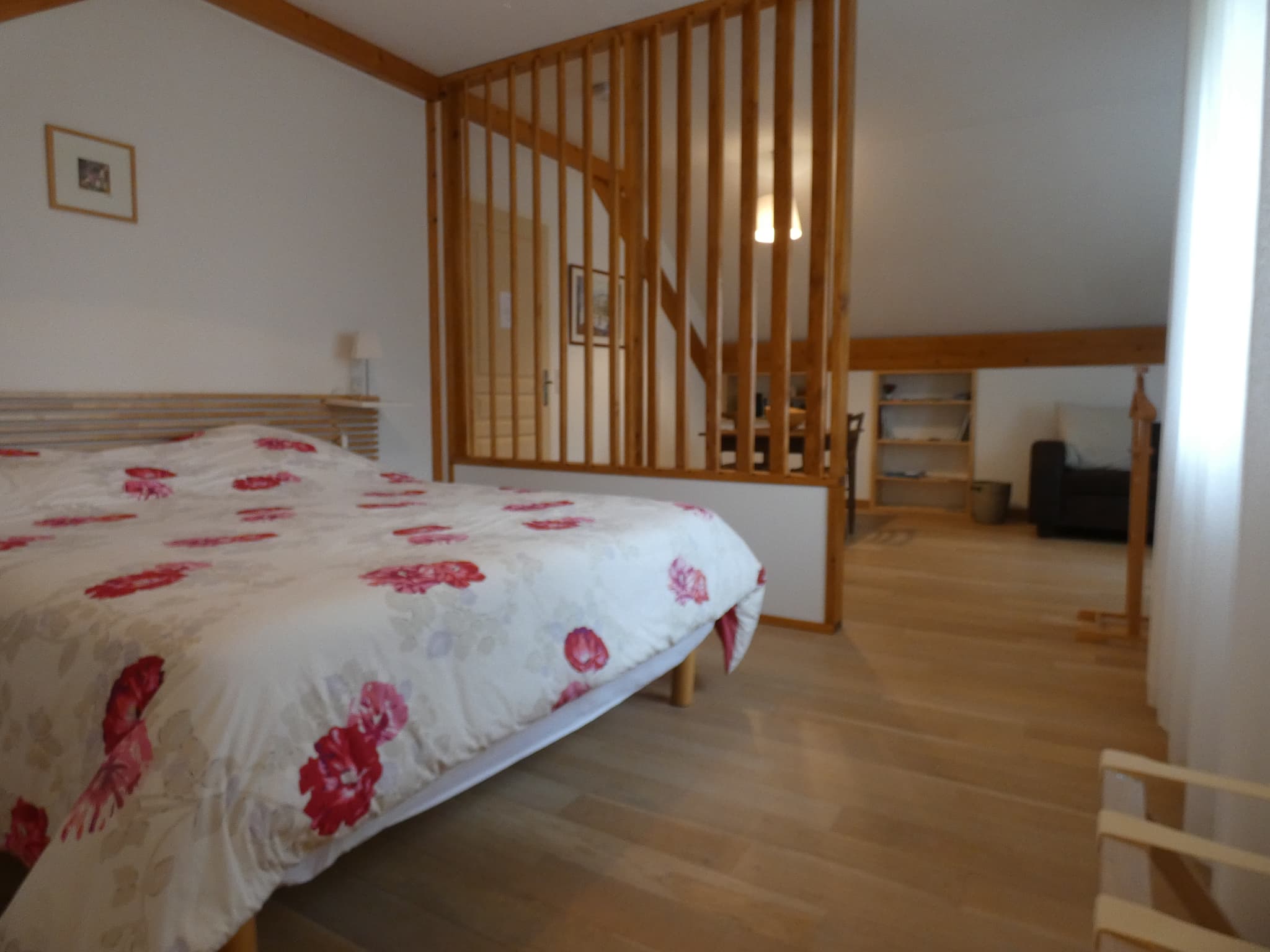 Chambre sud avec coin salon (1)