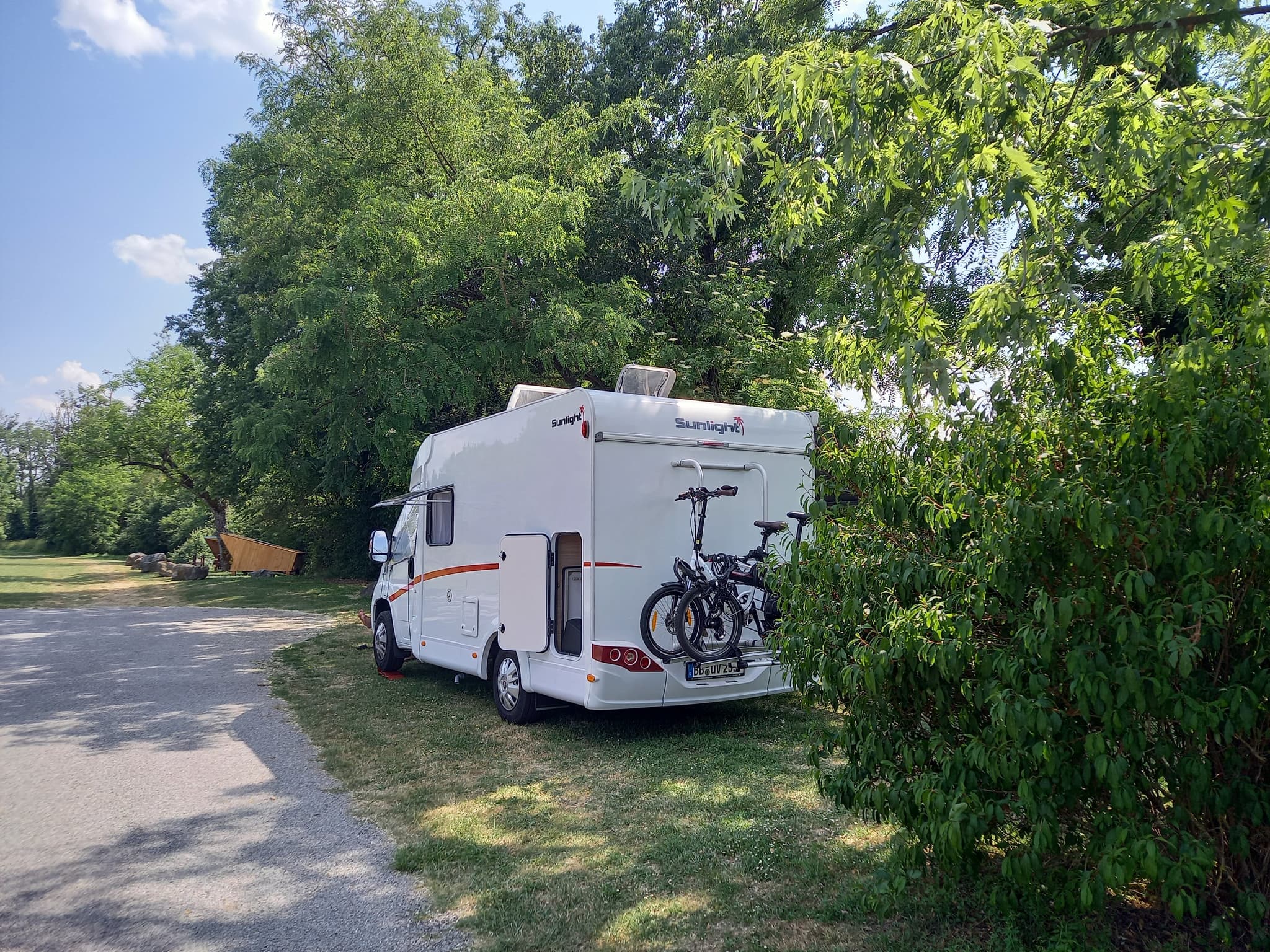 Aire pour camping-car - Fleury-sur-Loire