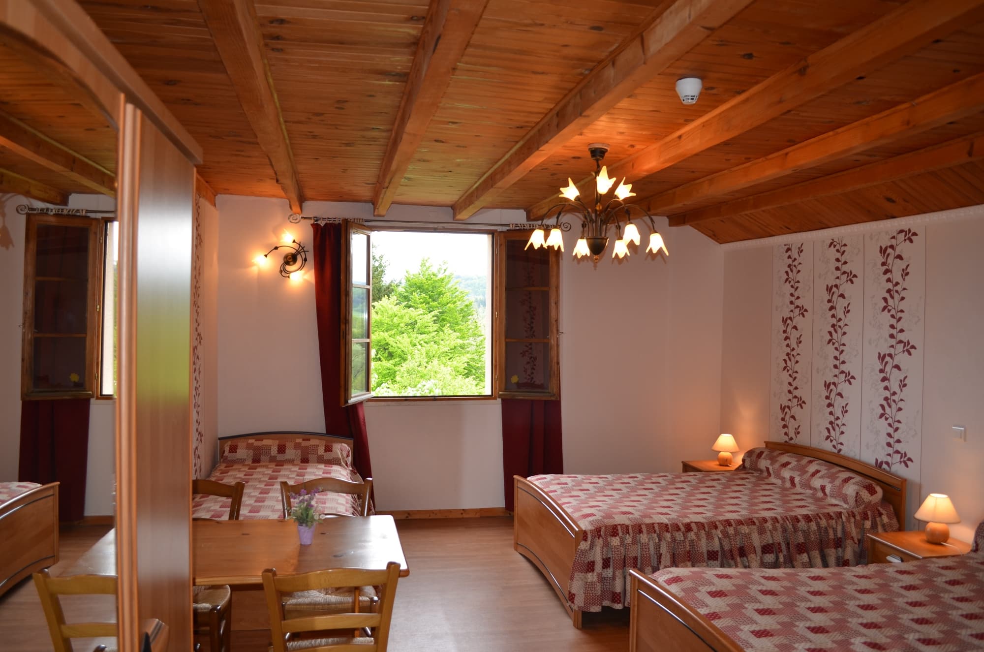 AUBERGE DU TILLEUL chambre pour 5 personnes