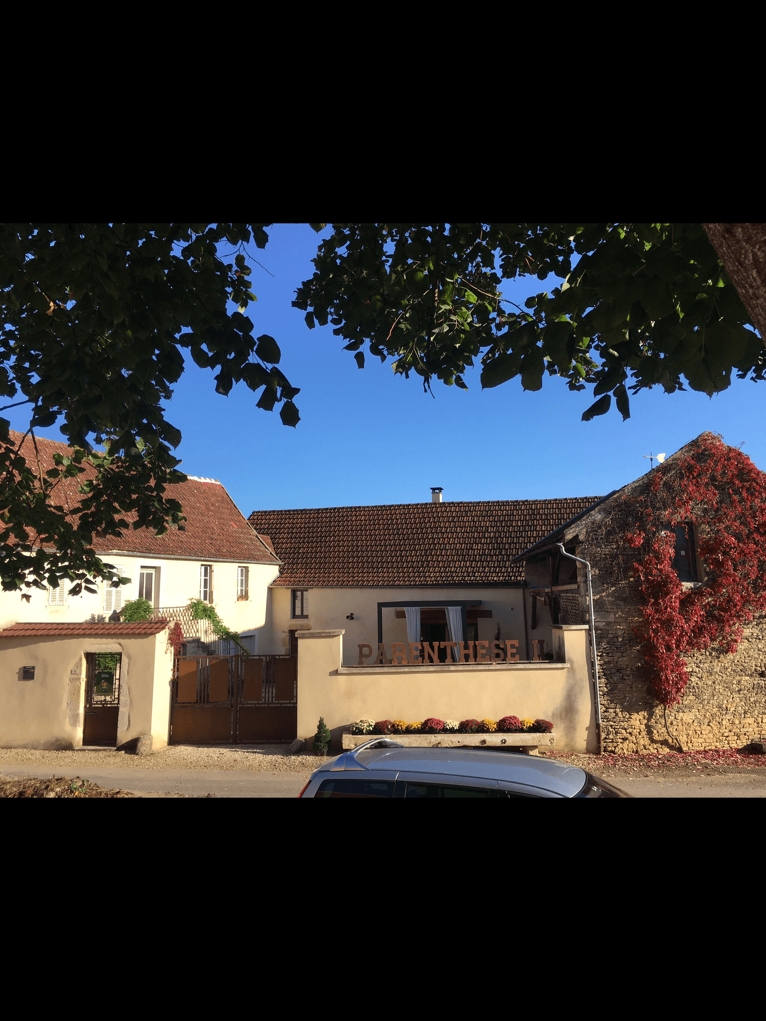 Maison vue de devant
