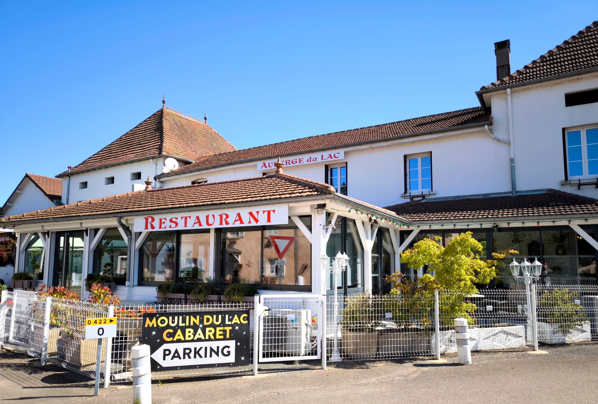 AUBERGE DU LAC 1