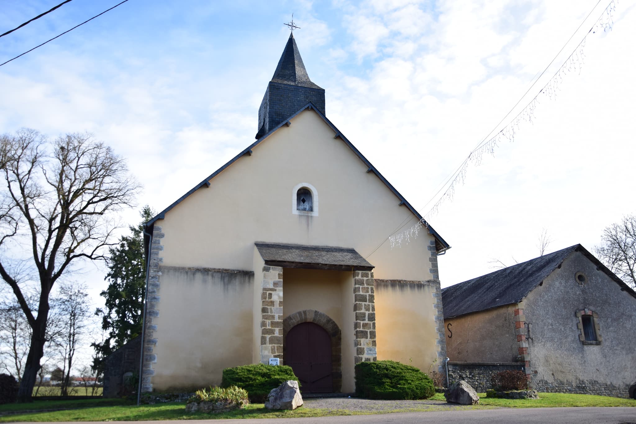 Biches_Eglise_01
