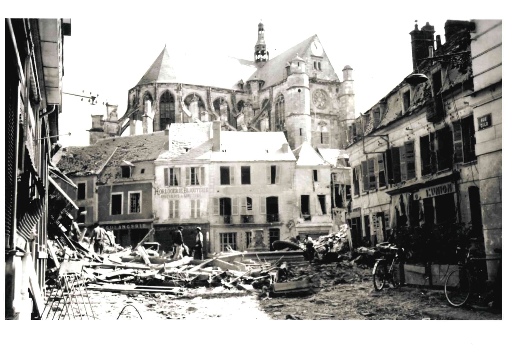 Bombardement Pl. des Fontaines 2