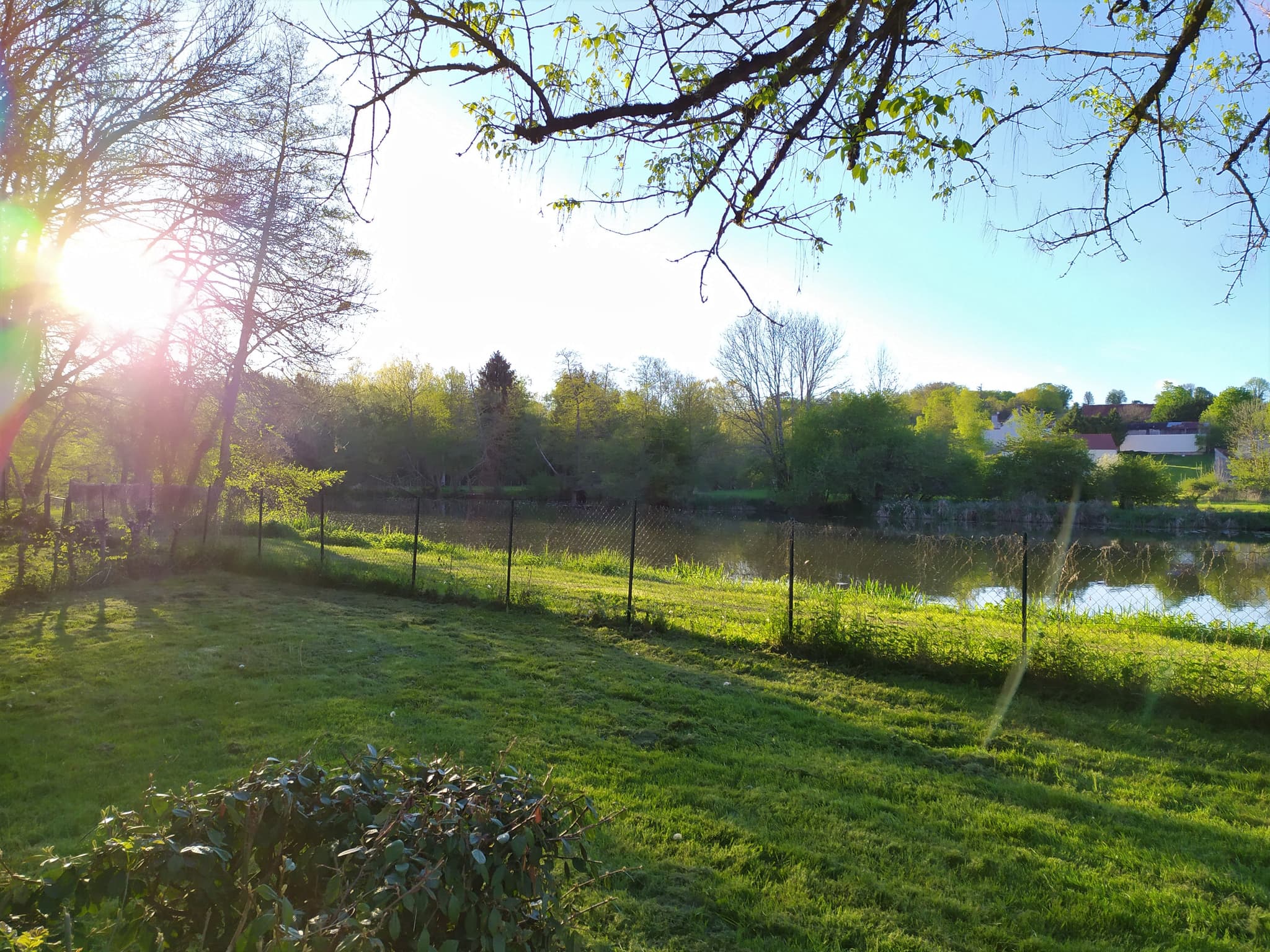 Camping des Berges de l'Yonne - Coulanges sur Yonne