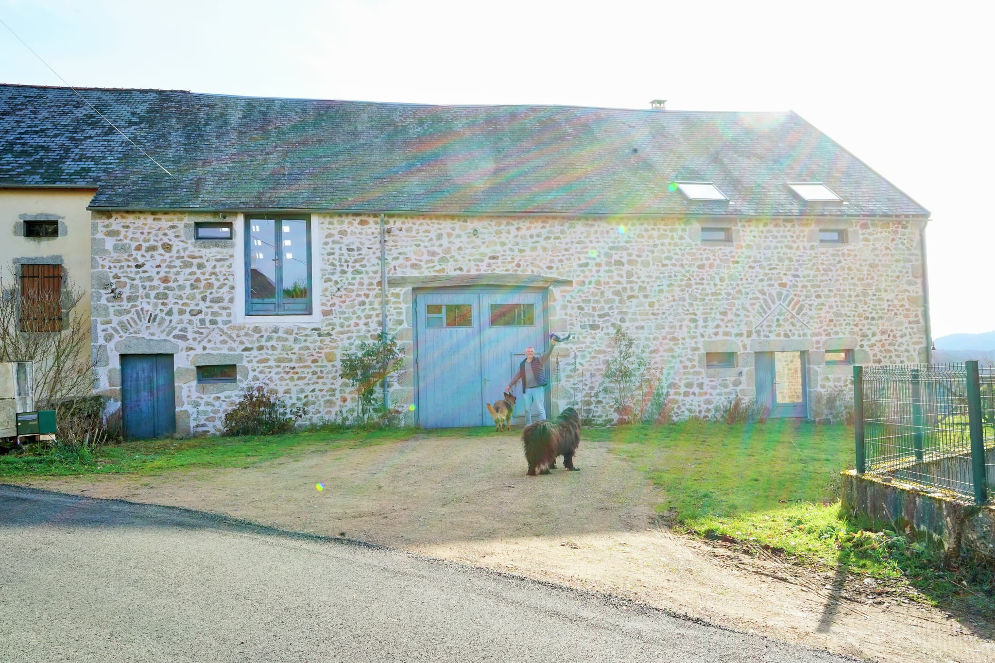 Côté rue