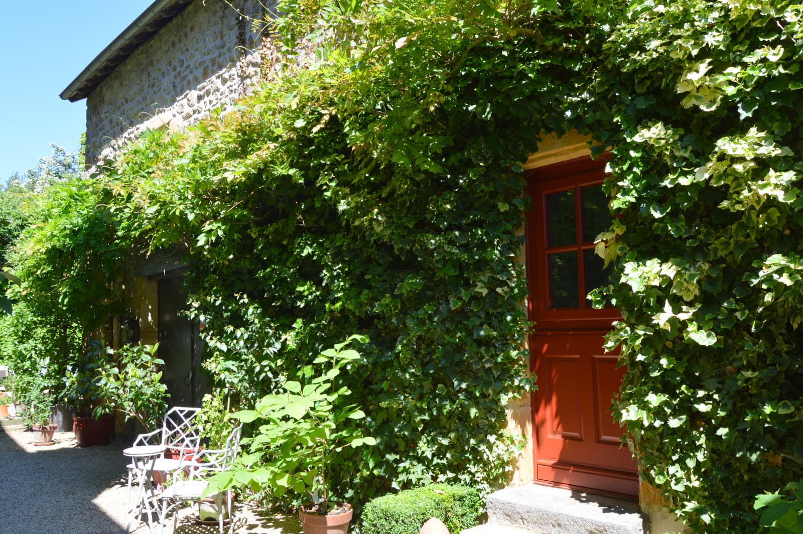 Maison d'invités - Entrée cuisisne