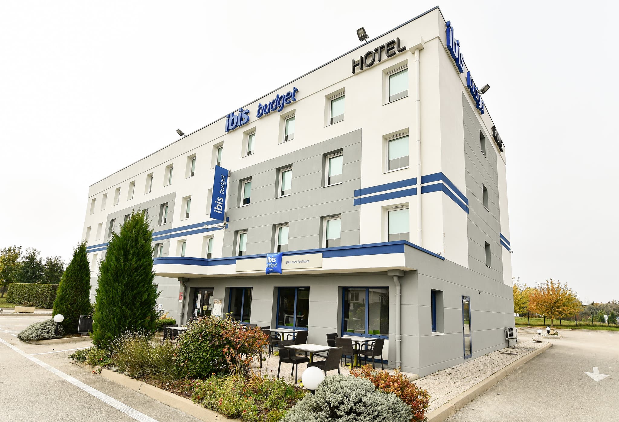 Façade