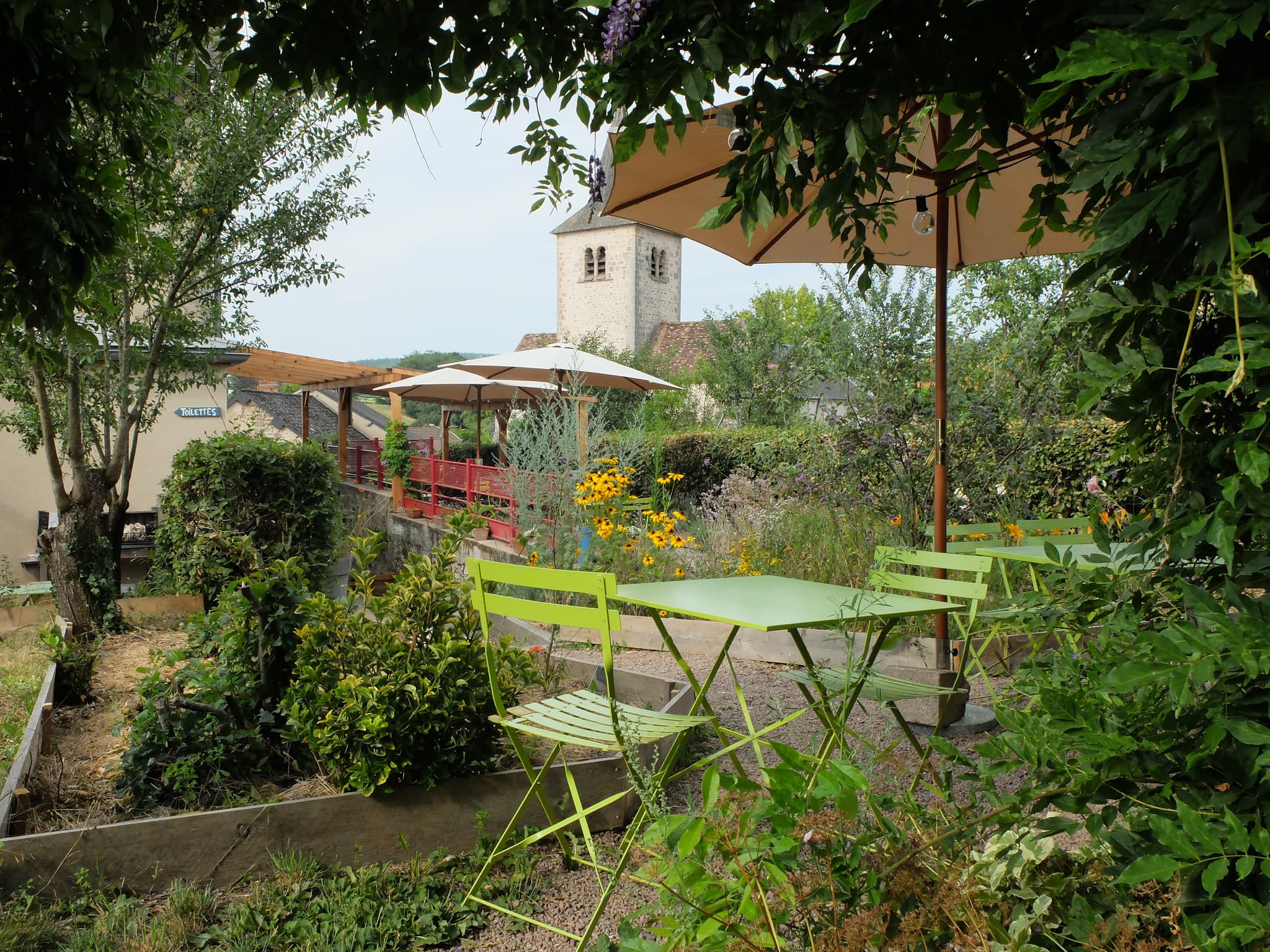 Auberge de Poil_Jardin