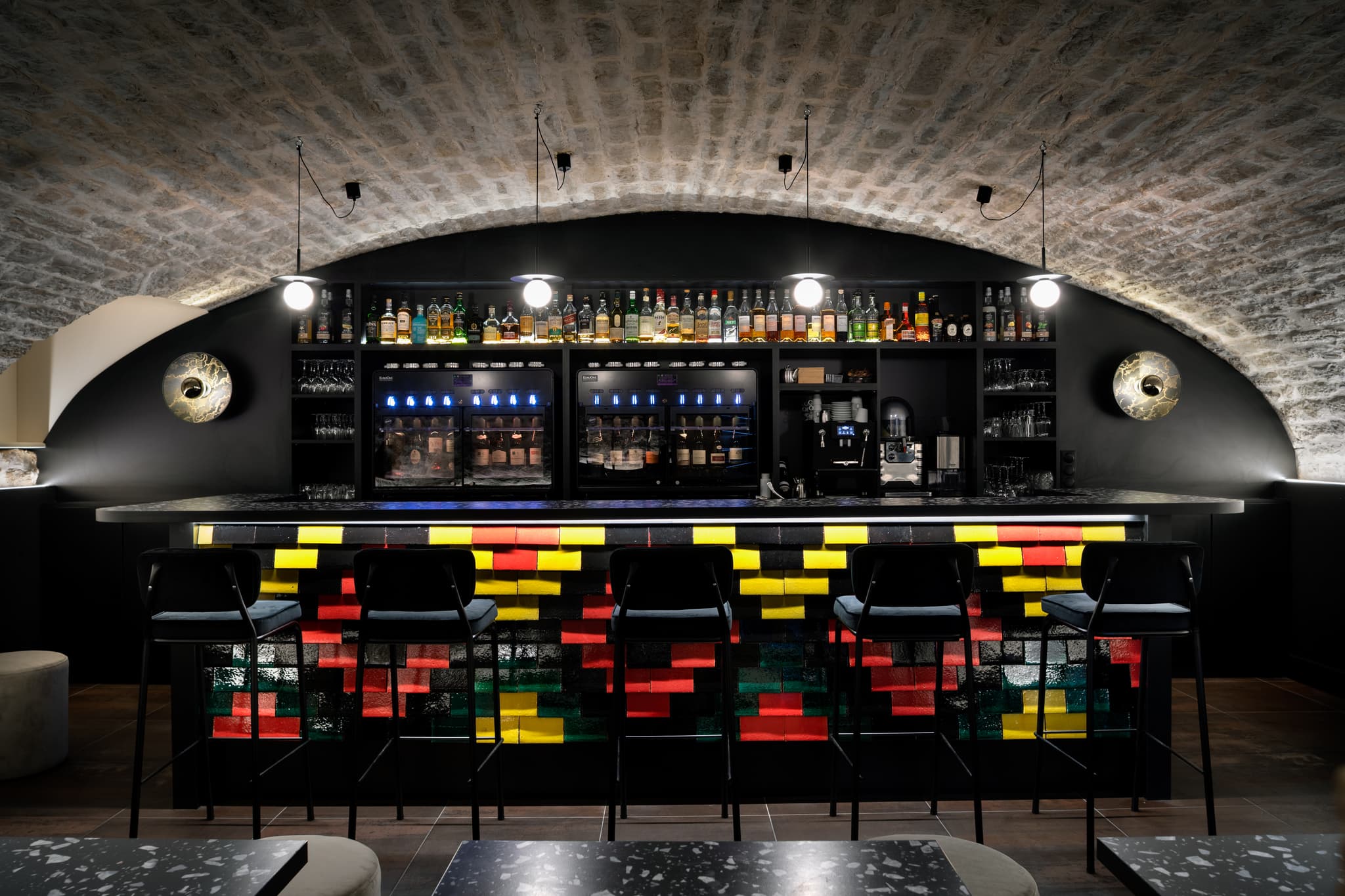 Le 1855 Bar à Vins