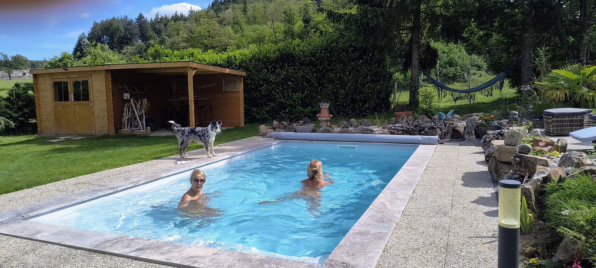 piscine-lasonatducedre-bourgogne-chambres d'hotes naturists