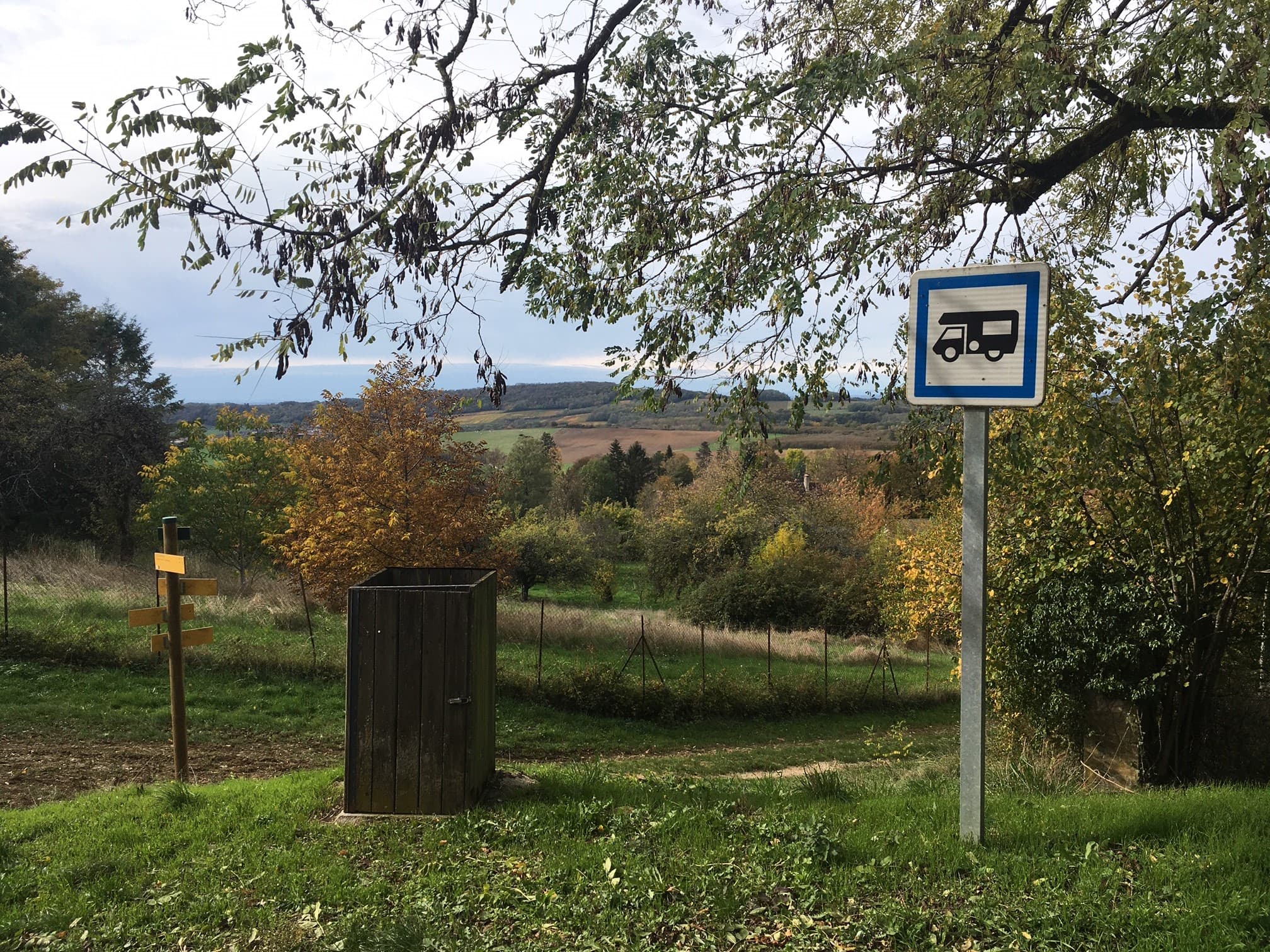 Aire pour camping cars 1