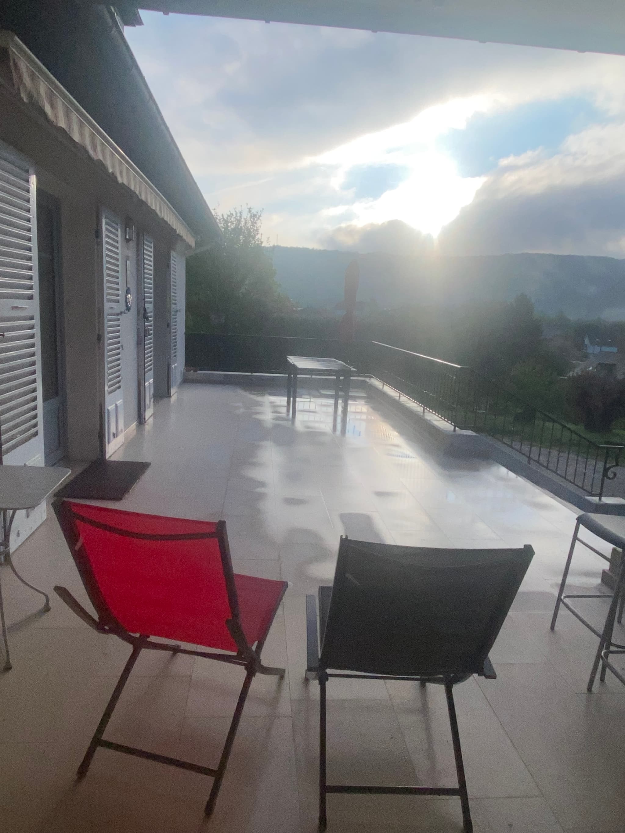 lever de soleil après la pluie