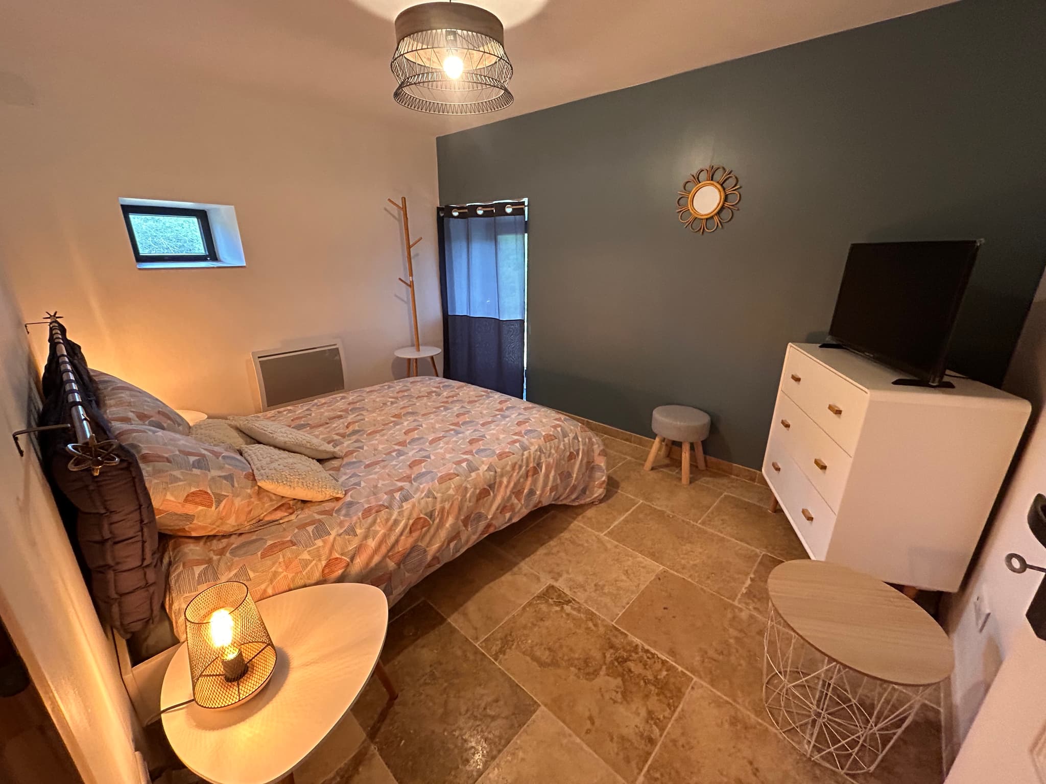 Chambre rez-de-chaussée