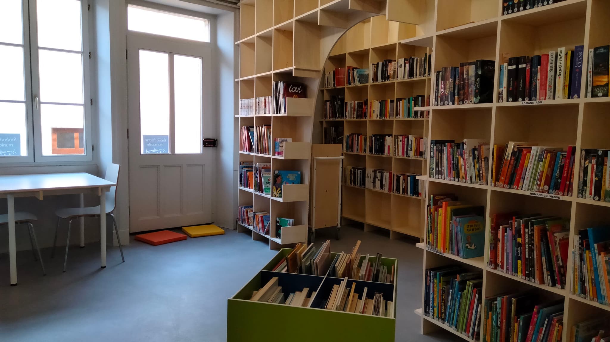 Intérieur de la bibliothèque