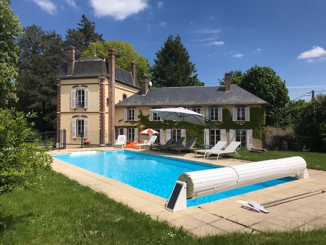 MEZILLES MAISON OUEST PISCINE