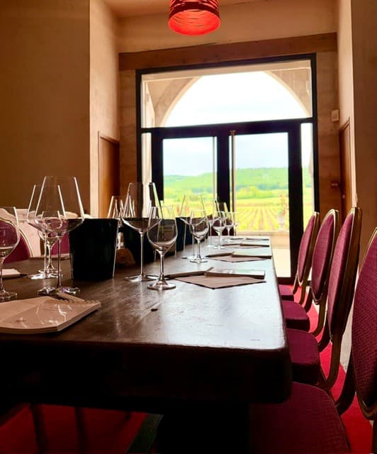 Table de dégustation privative
