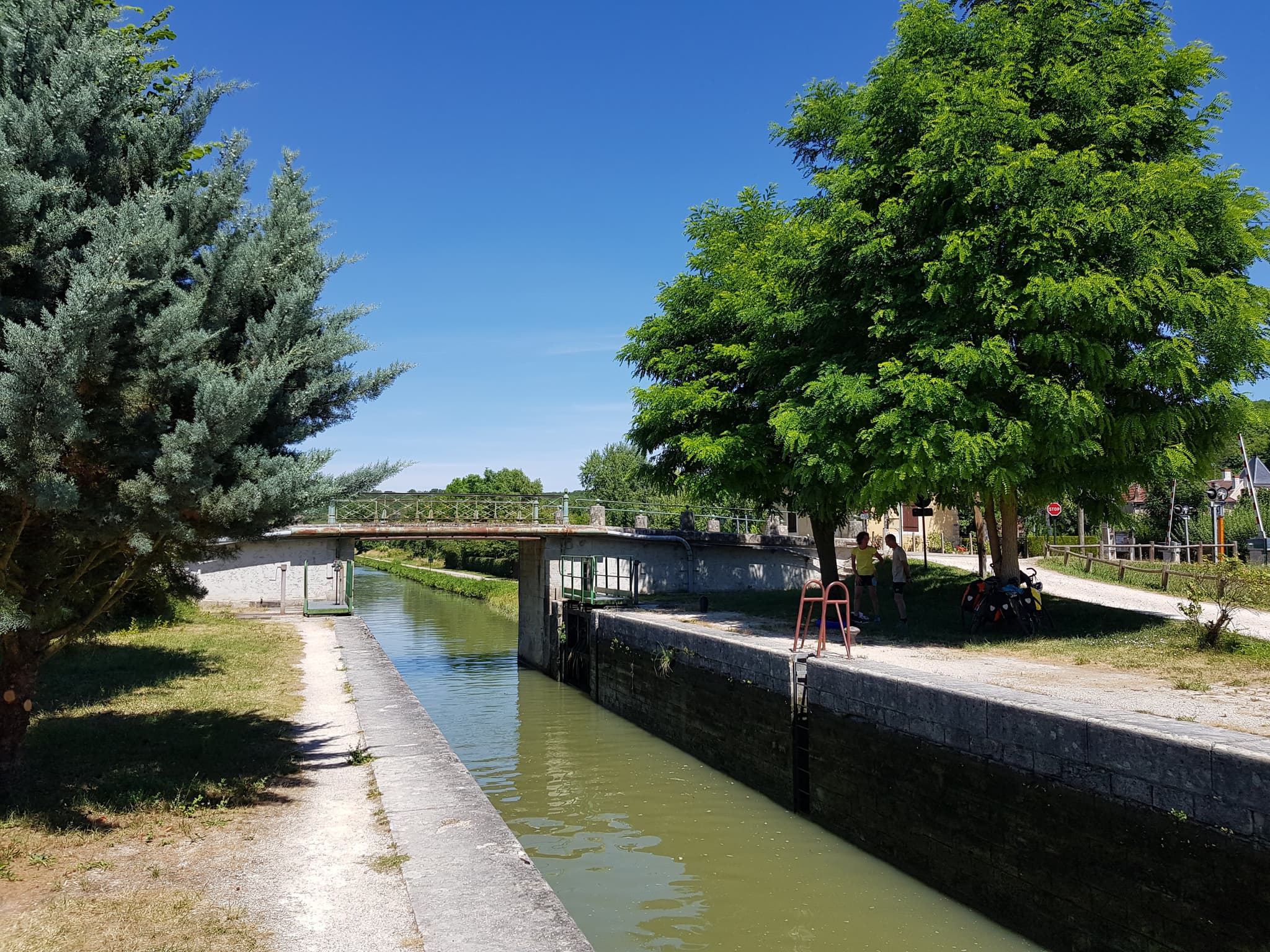 canal du nivernais chatel-censoir