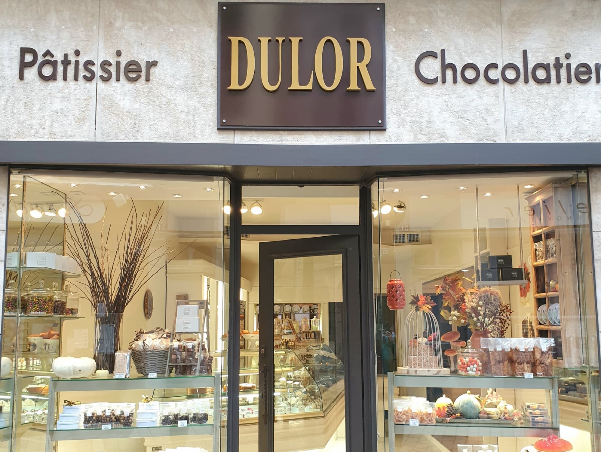 facade--dulor