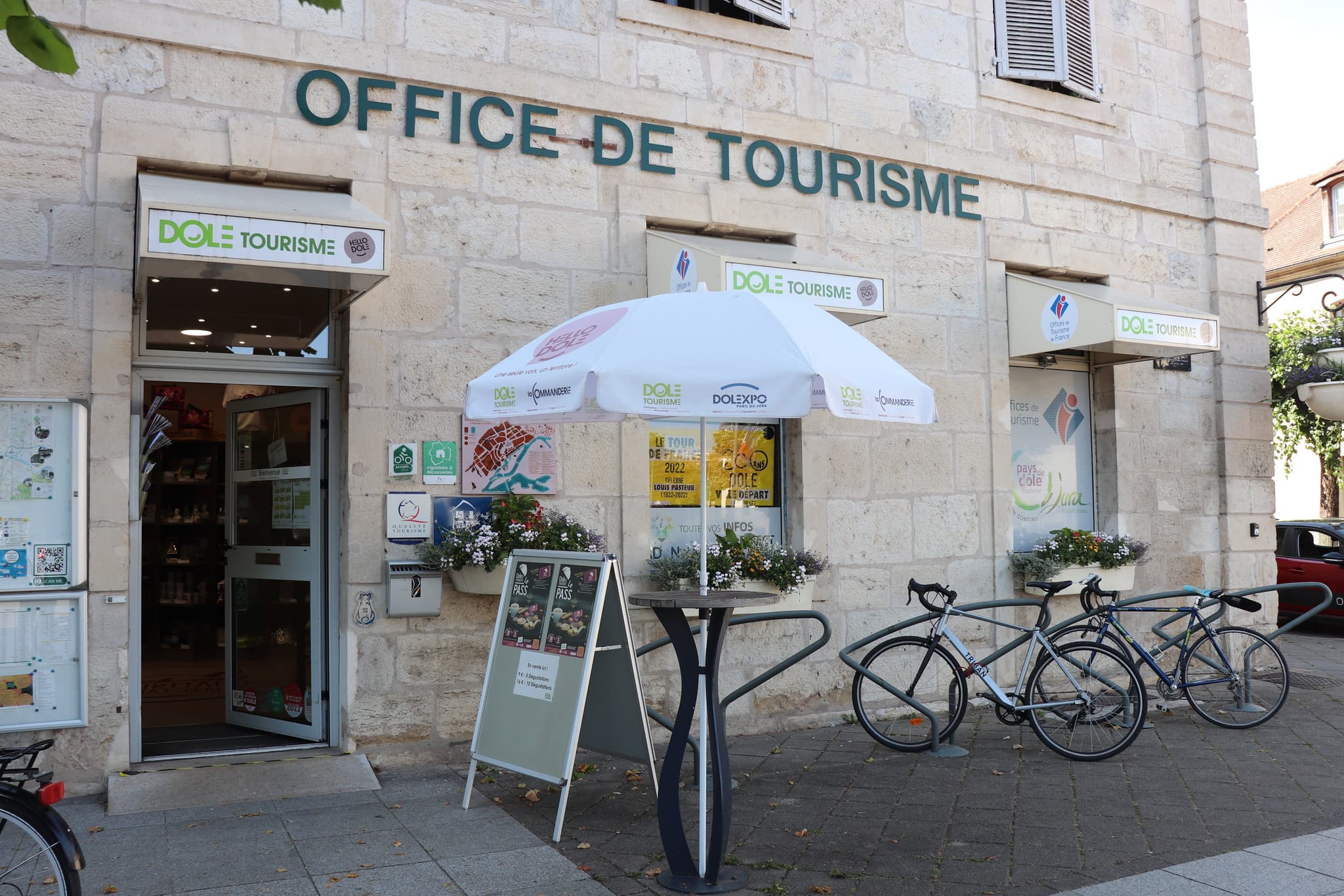 facade_ot_droite