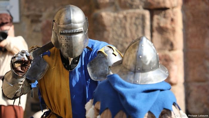 Démonstrations de combats médiévaux