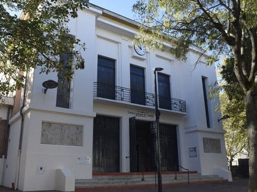 À la loupe : le Centre culturel Renan de Jean Montariol