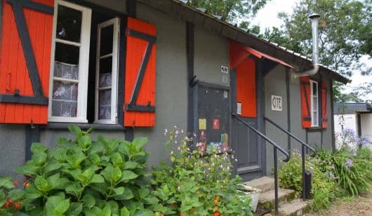 Visite de la Cité de l'habitat provisoire de Soye