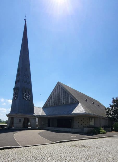 Eglise d'Ingrandes sur Loire classée "patrimoine XXe siècle"