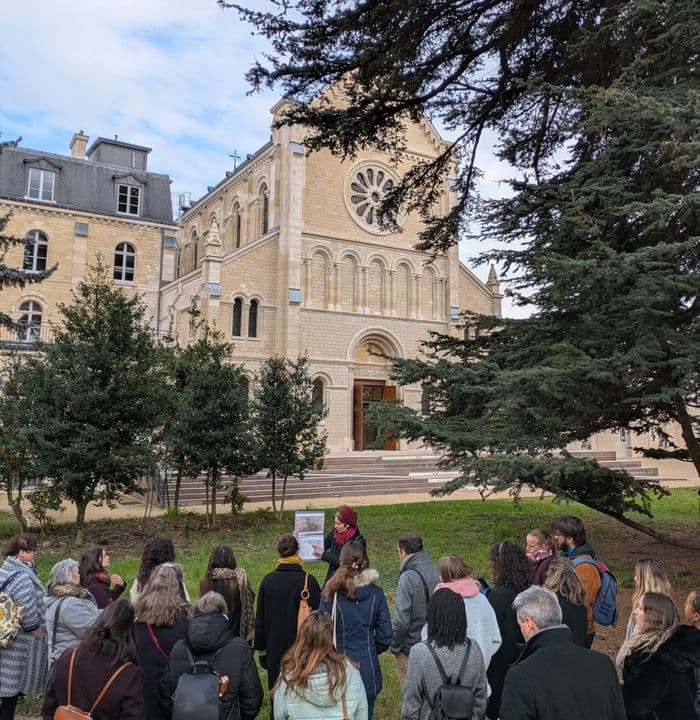 Visite sur l'histoire du château de Sarcelles et sa transformation en centre culturel Simone-Veil