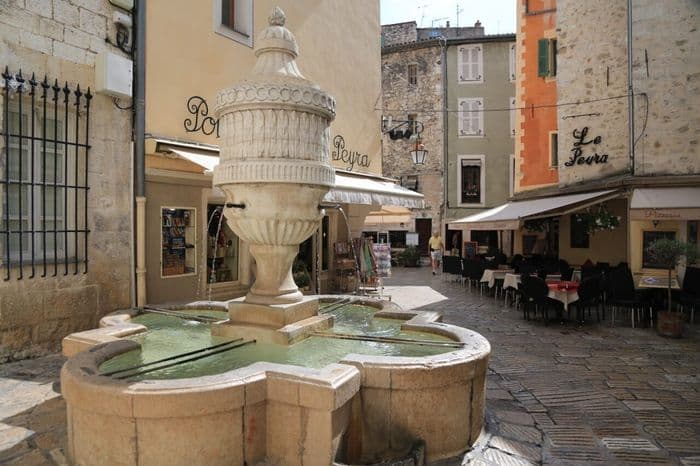 Visite guidée "Vence dessinée"