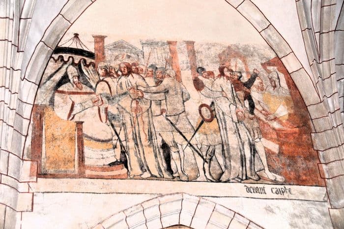 Visite guidée des peintures murales de l'église de Vault-de-Lugny