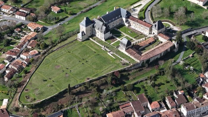 Visites guidées du Château de Chalais Talleyrand Périgord