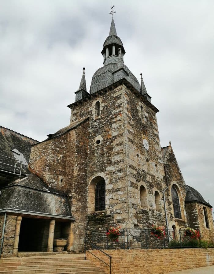 Visite de l'église de Lanouée