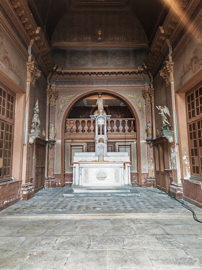 Visite de la chapelle de l'ancien hôpital