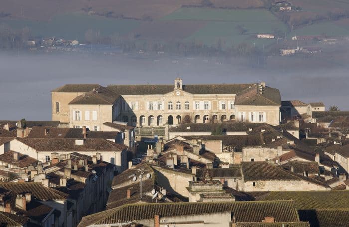 Découverte d'un ancien hôpital du XVIIIe siècle