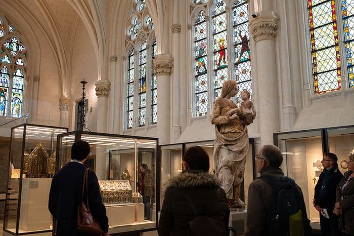Visite commentée du trésor de la Cathédrale de Chartres