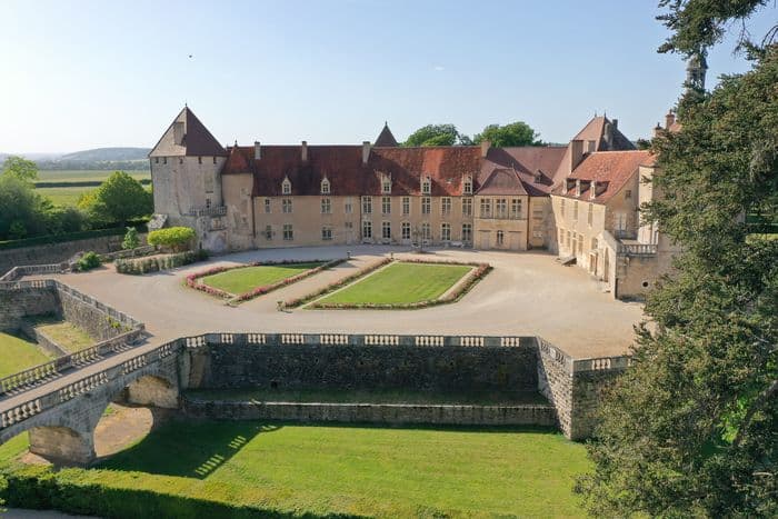 Visite du château d'Epoisses et de son parc